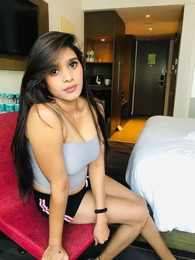 कॉल गर्ल्स सर्विस  तिरुमयम